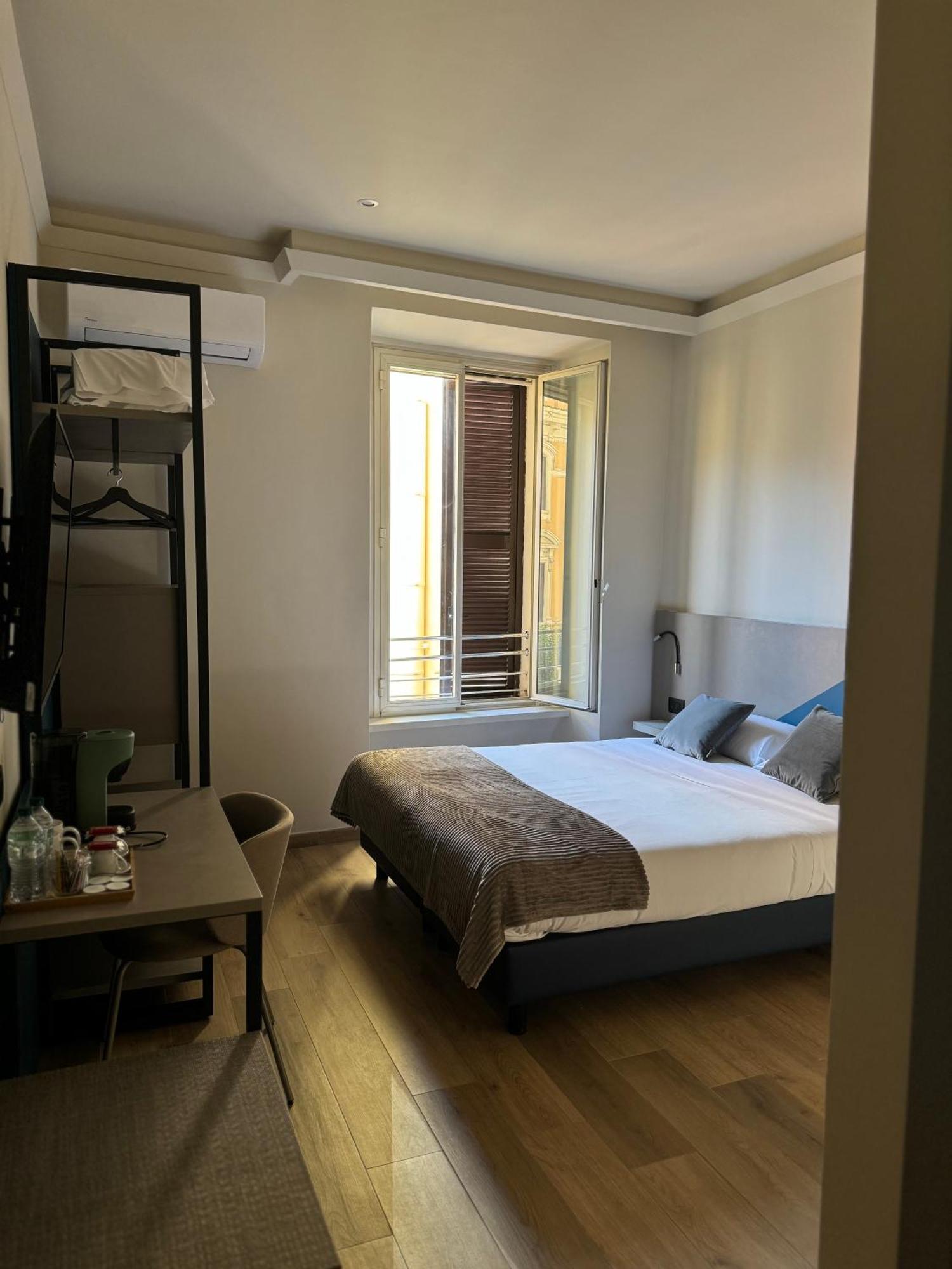 Honeycomb Guesthouse روما المظهر الخارجي الصورة