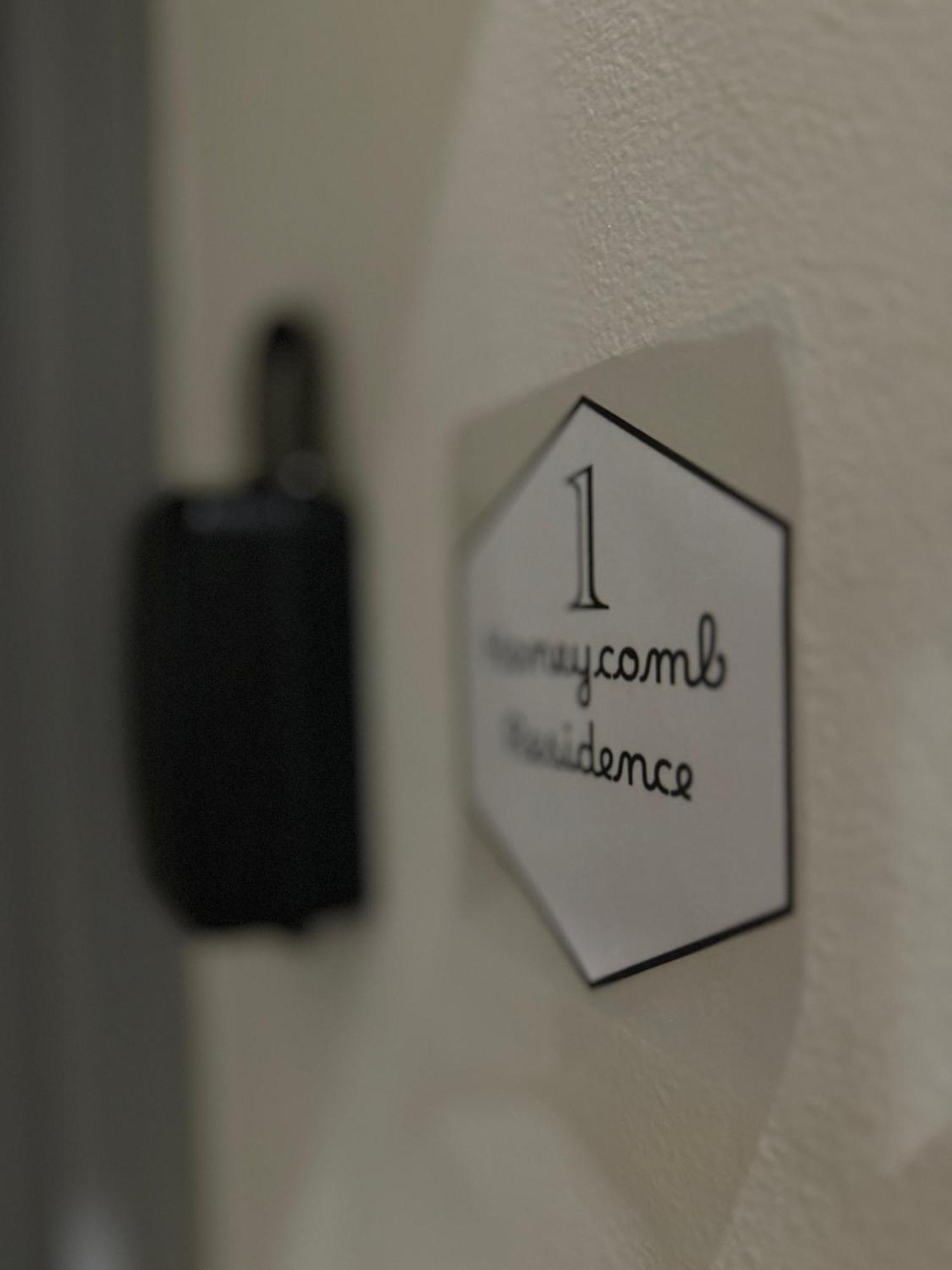 Honeycomb Guesthouse روما المظهر الخارجي الصورة