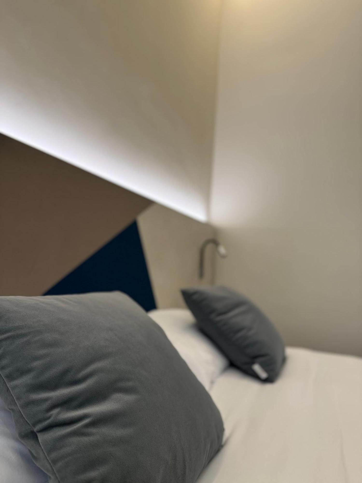 Honeycomb Guesthouse روما المظهر الخارجي الصورة