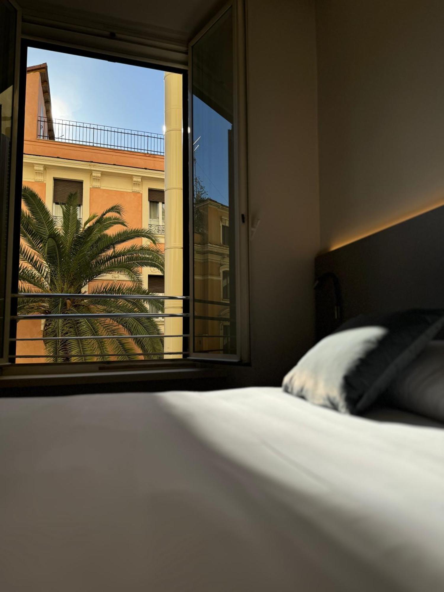 Honeycomb Guesthouse روما المظهر الخارجي الصورة